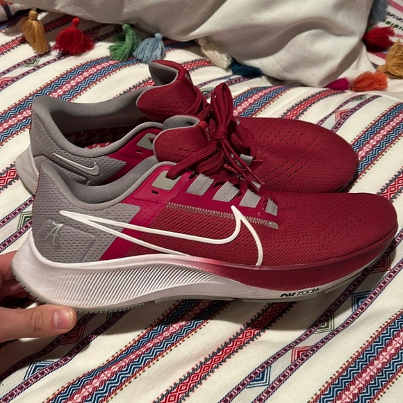 New Alabama Team Issued Zoom Pegasus 38 Size 11.5 - Picture 1 of 5